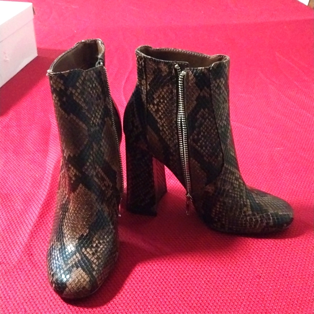 Steve Madden Boot Heels
